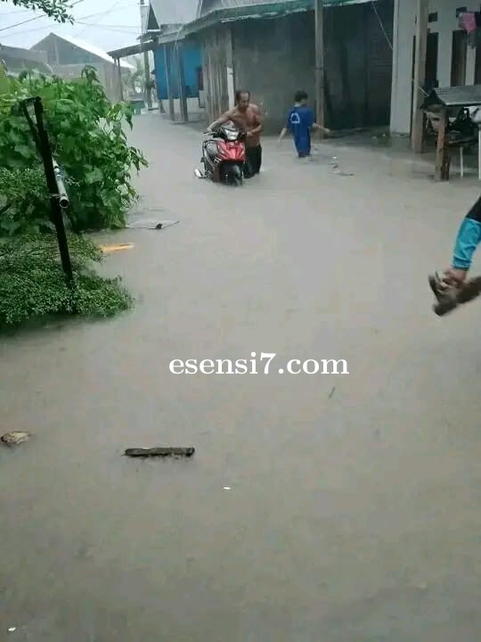 Curah Hujan Tinggi, Sungai Meluap Genangi Dua Dusun Di Maliaya 