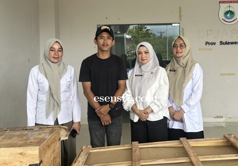 Perkuat UMKM, Pemprov Sulbar Salurkan Bantuan Alat Produksi