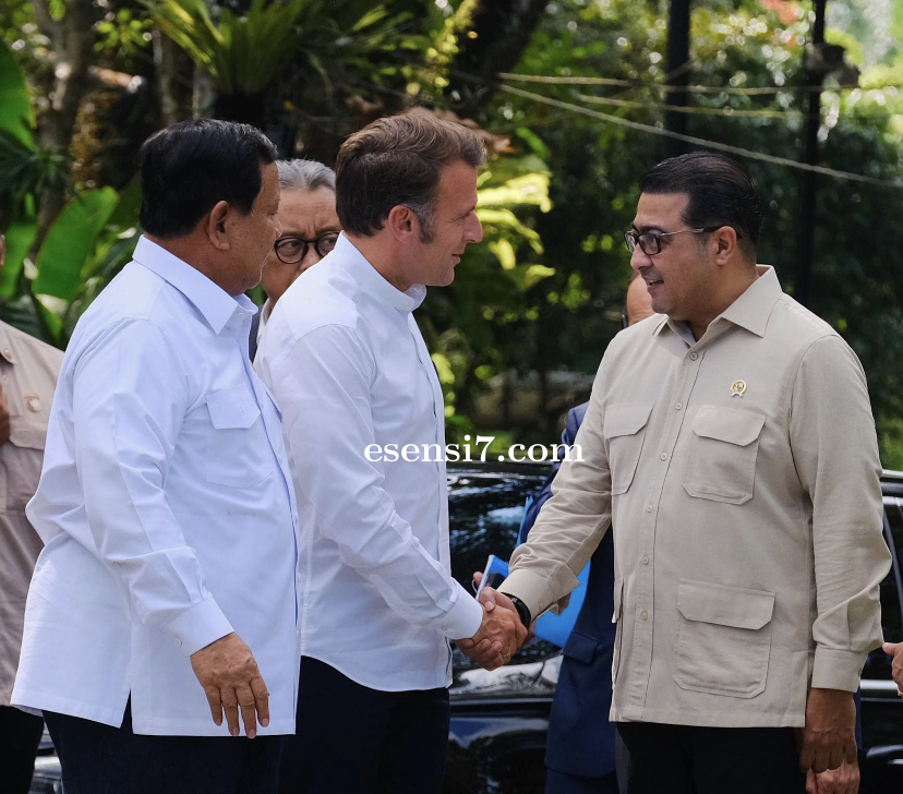 Dampingi Presiden Prabowo, Menteri Ekraf sambut Macron di Borobudur