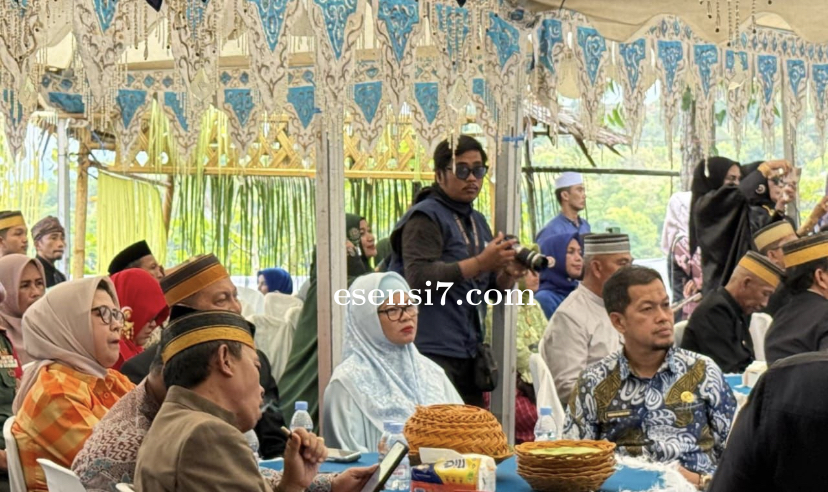 Plt Dinkes Sulbar Hadiri Festival Keris dan Badik Sulbar: Upaya Pelestarian Budaya, Ekonomi Kreatif