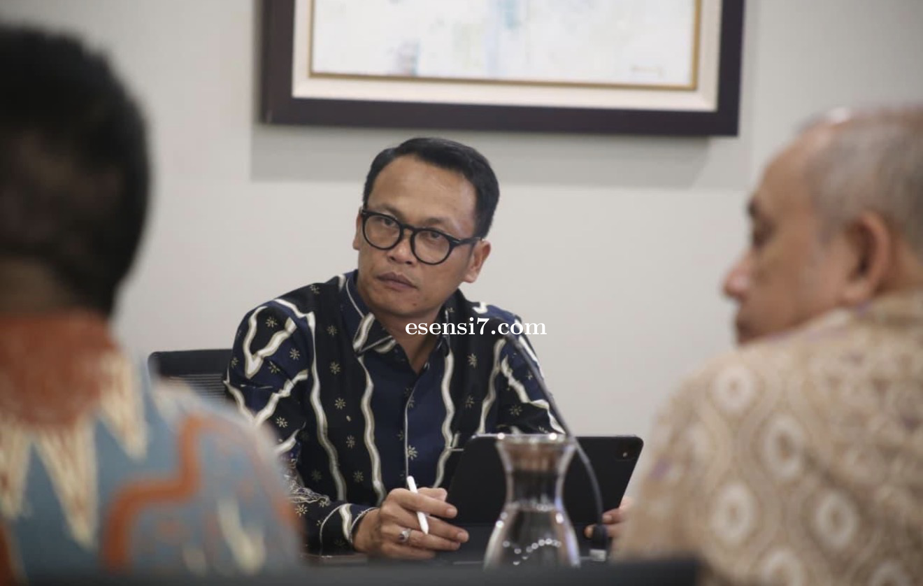 Plt Karo Pemkesra Memberikan Penekanan Kepada Jajarannya terkait Penyusunan Kerangka Acuan Kerja