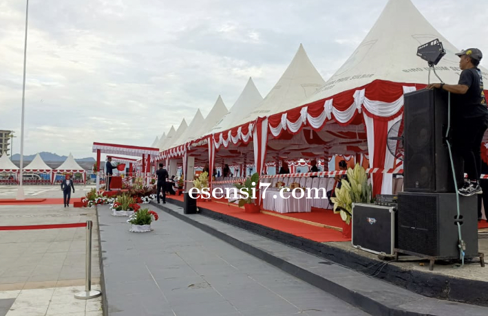 Sentuhan Digital Diskominfo Sulbar,Jadi Akses Masyarakat Saksikan Upacara HUT RI di Pantai Manakarra