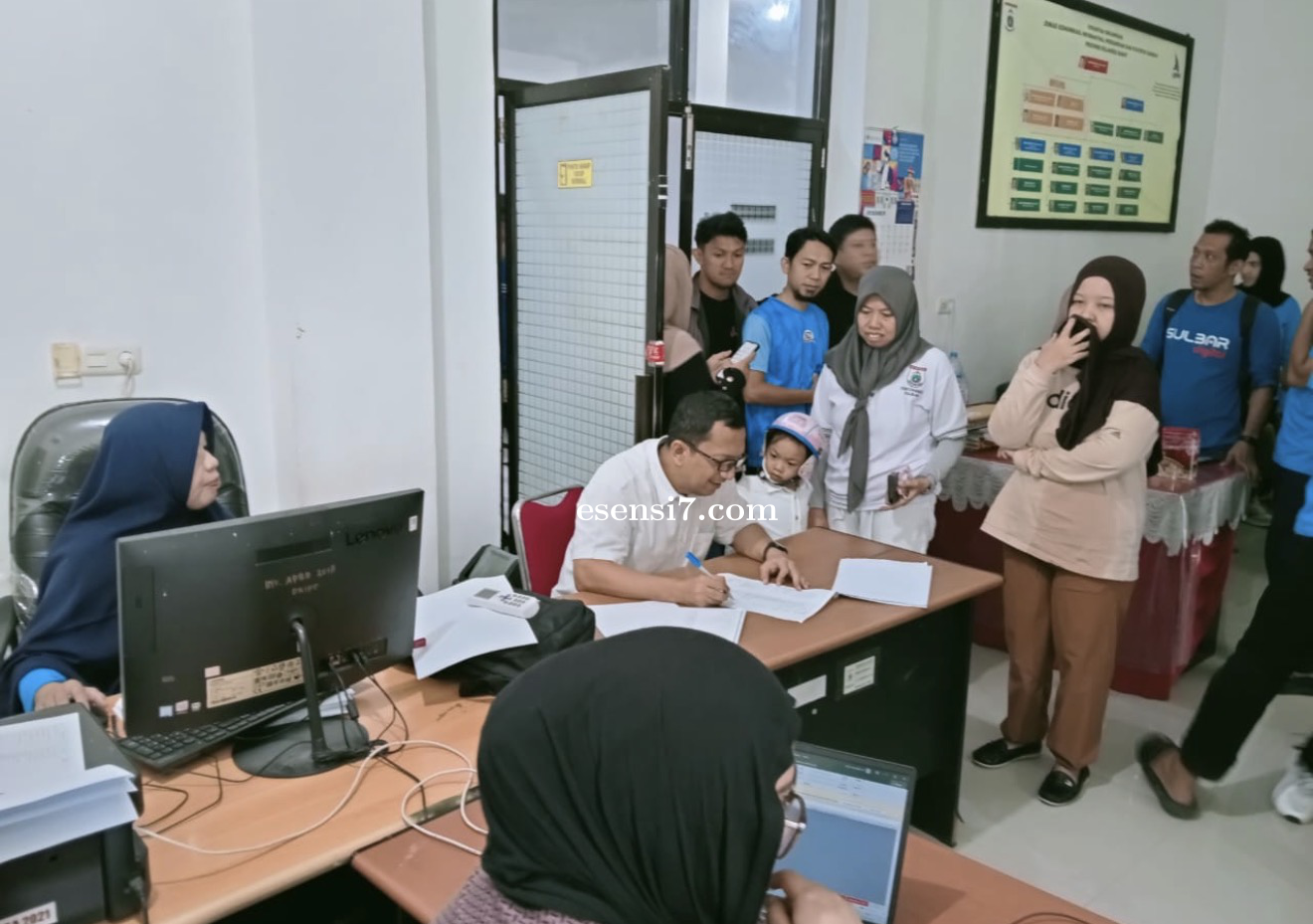 Optimalkan Pelayanan di Hari Pertama Kerja 2026, Kepala Dinas Kominfo Sulbar Pantau Kehadiran ASN