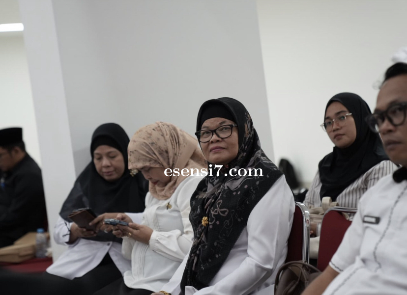 Dukung Pembahasan APBD 2026, Plt Kadinkes Kawal Kepentingan Sektor Kesehatan di DPRD Sulbar