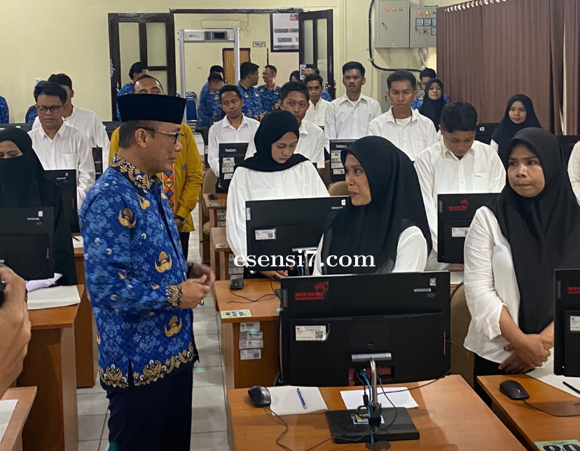 Tiba Di Kota Bertaqwa Kendari, Prof. Zudan Langsung Menuju Lokasi Test P3K Di UPT BKN Kendari